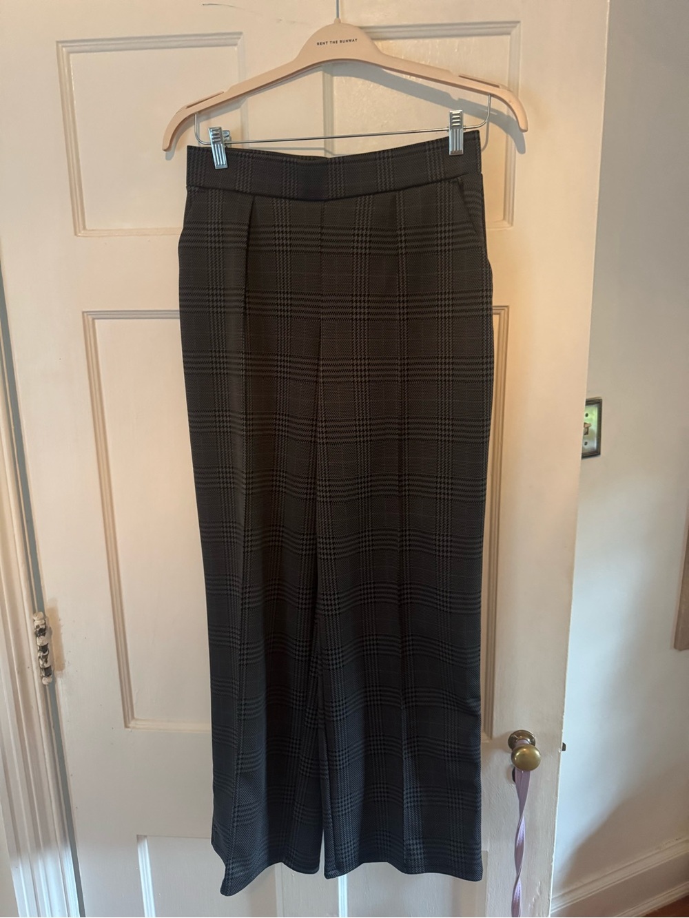 Classic Black Plaid Wide-Leg pants
